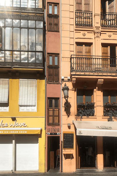 La Estrecha Valencia